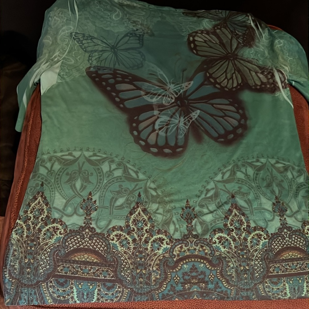 Appropriate Behavior Butterfly Top - Picture 14 of 16